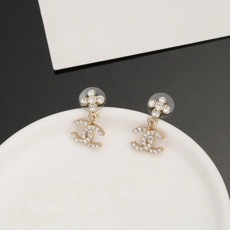 Fashionable Chanel Earrings 227704
