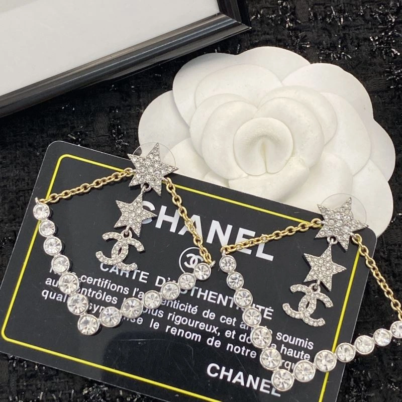 Chanel Earrings Cozy 227692