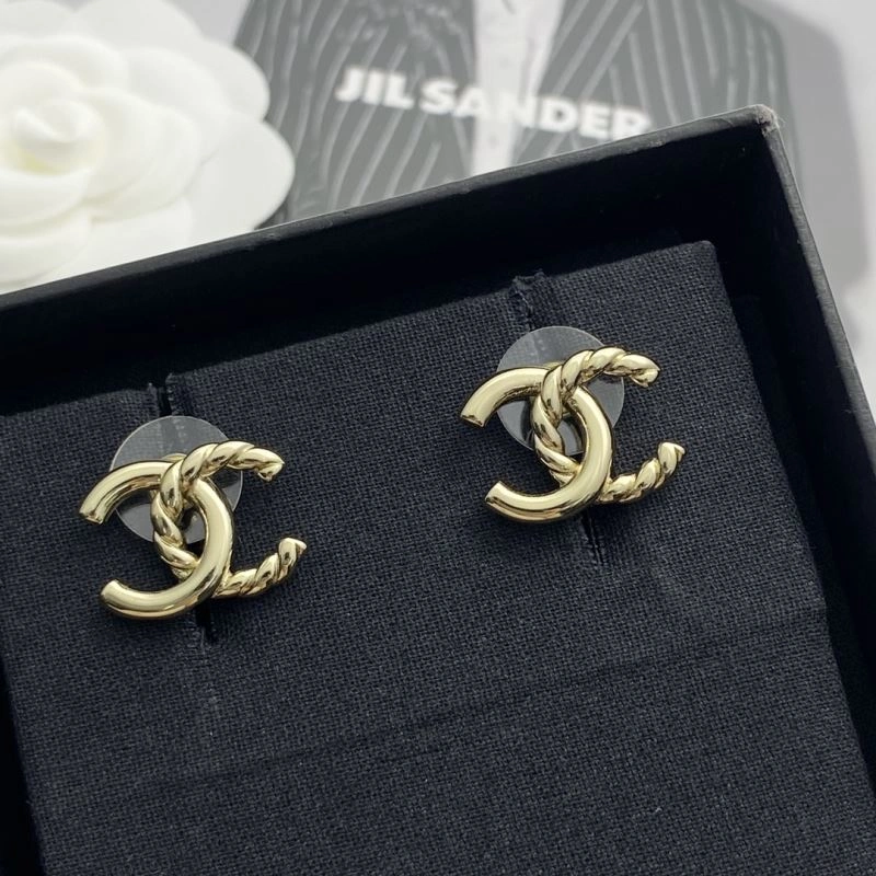 Chanel Earrings Cozy 227726