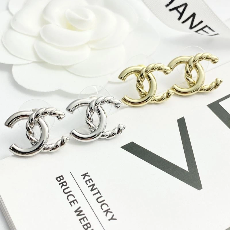 Chanel Earrings Cozy 227726
