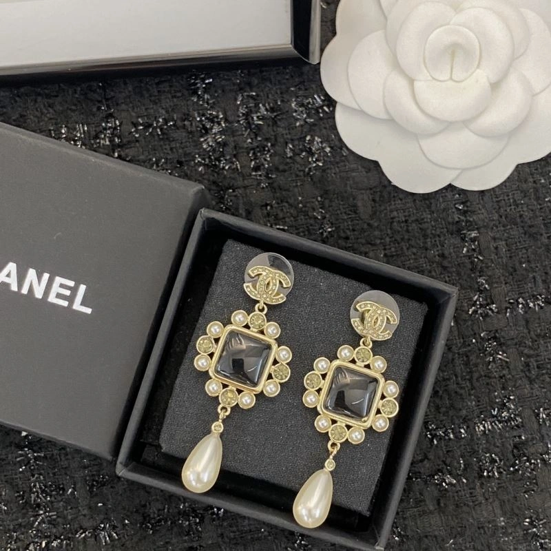 Chanel Earrings Packable 227700