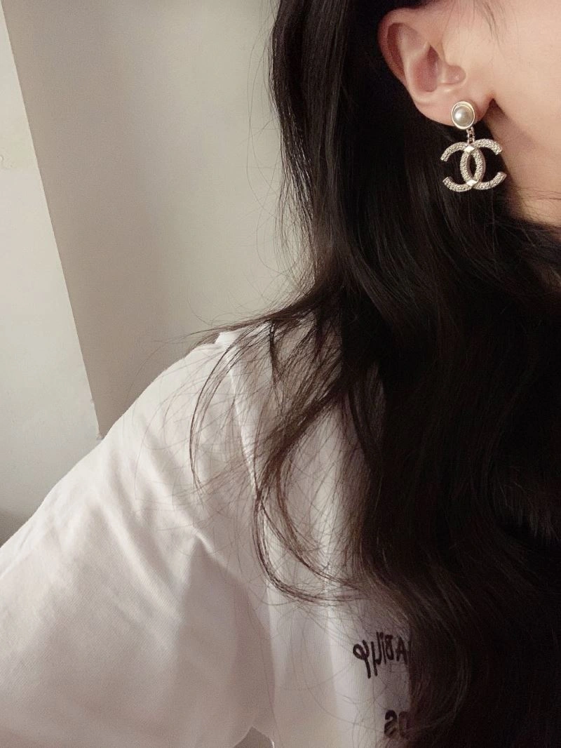 Chanel Earrings Sleek 227717