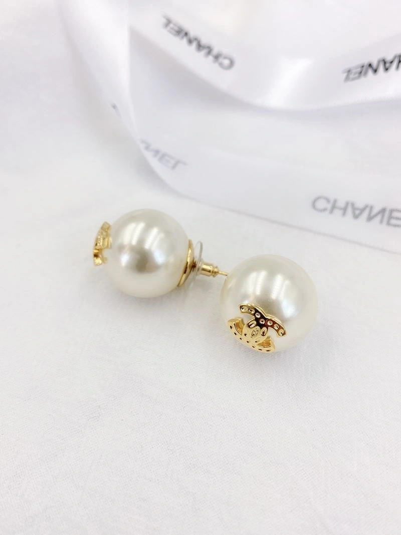MoistureWicking Chanel Earrings 227686
