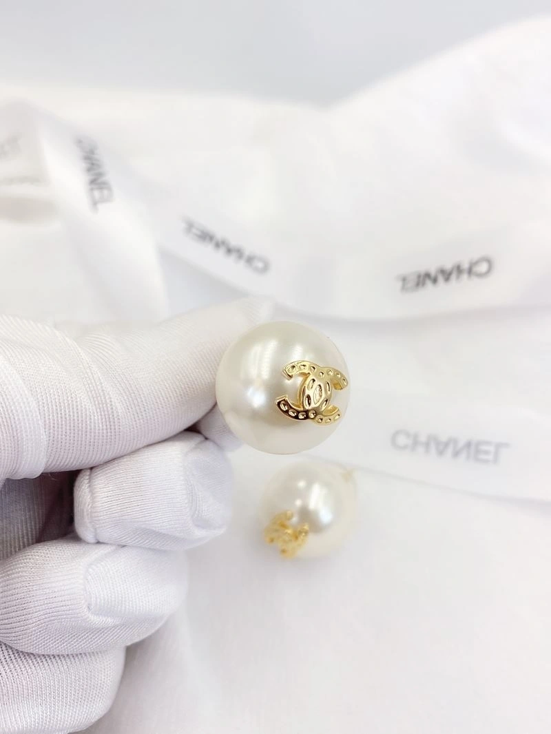 MoistureWicking Chanel Earrings 227686