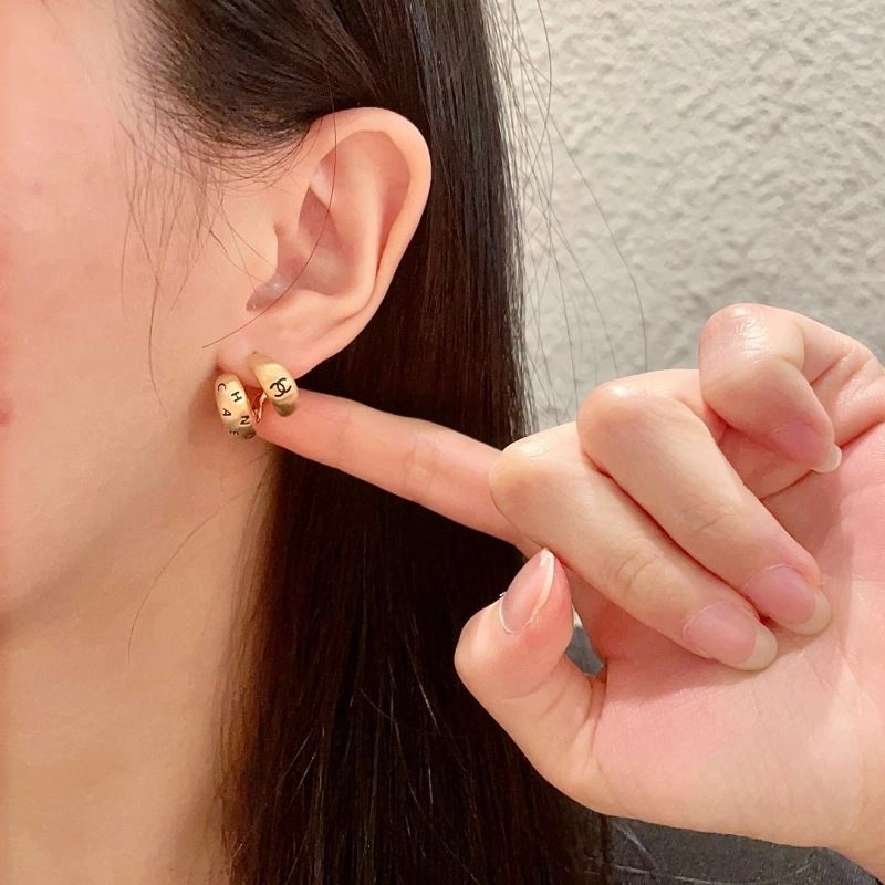 MoistureWicking Chanel Earrings 227690