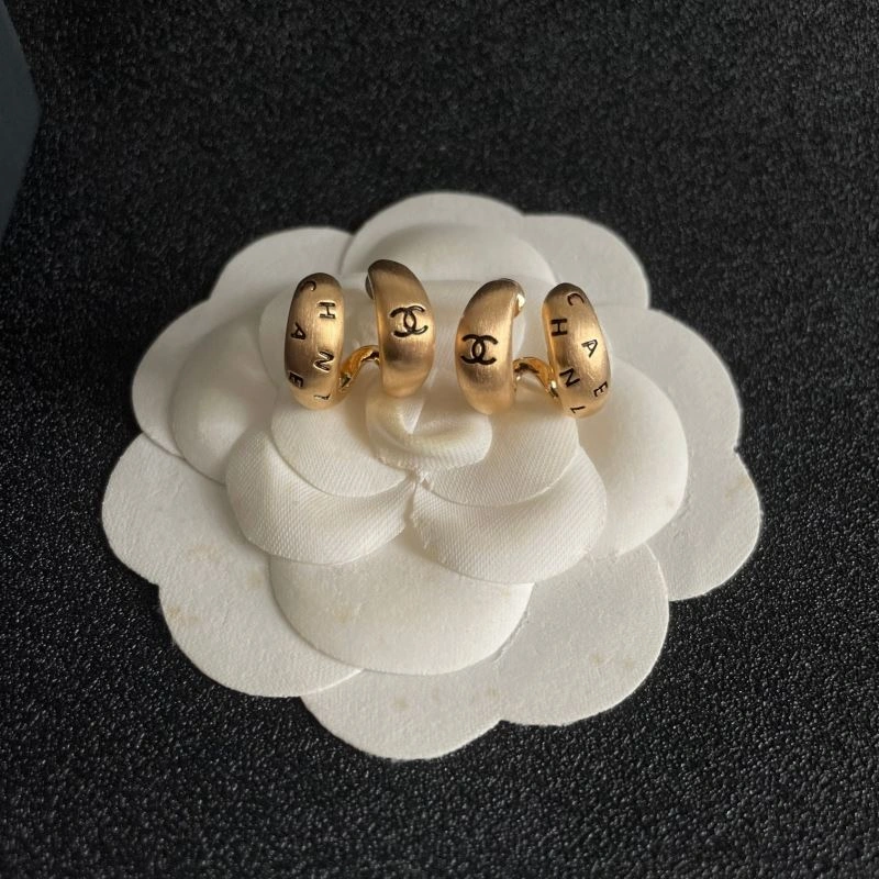 MoistureWicking Chanel Earrings 227690