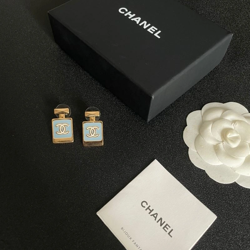 Chanel Earrings ModernLook 227689