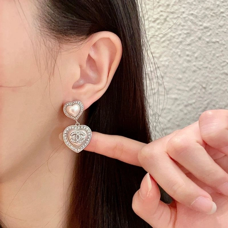 Comfortable Chanel Earrings 227682