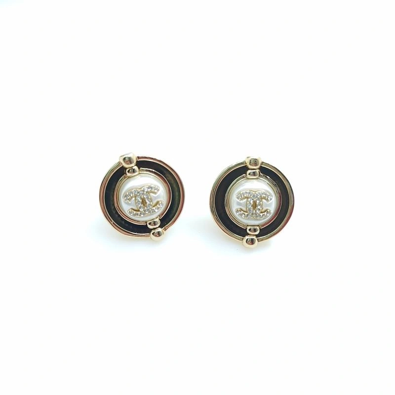 Sophisticated Chanel Earrings 227645