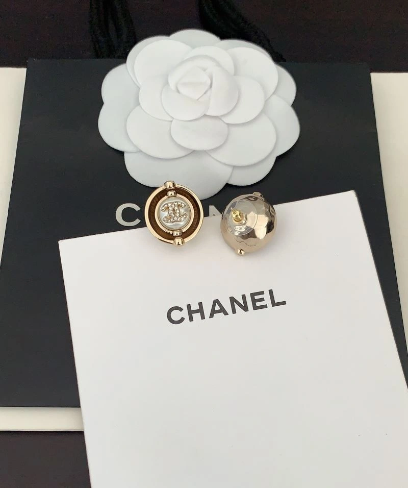 Sophisticated Chanel Earrings 227645