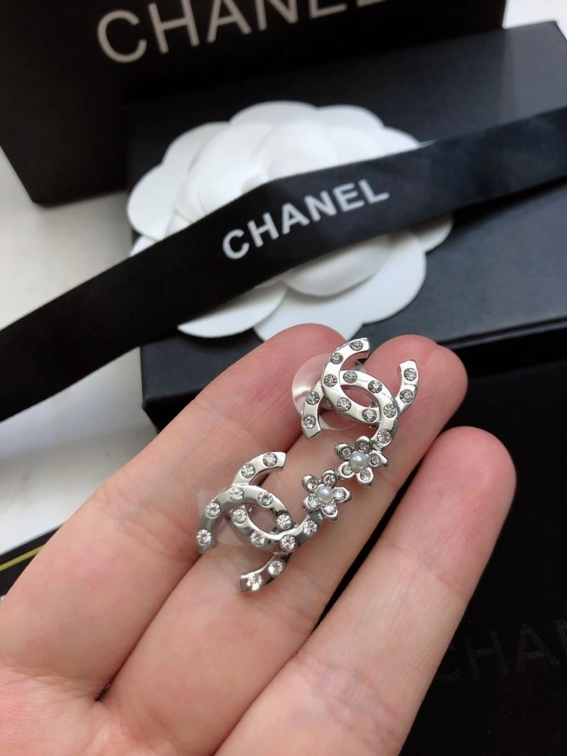 Chanel Earrings Effortless 227651