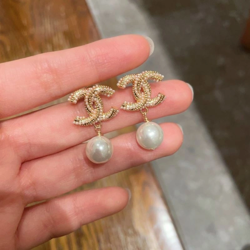 Chanel Earrings Neat 227676