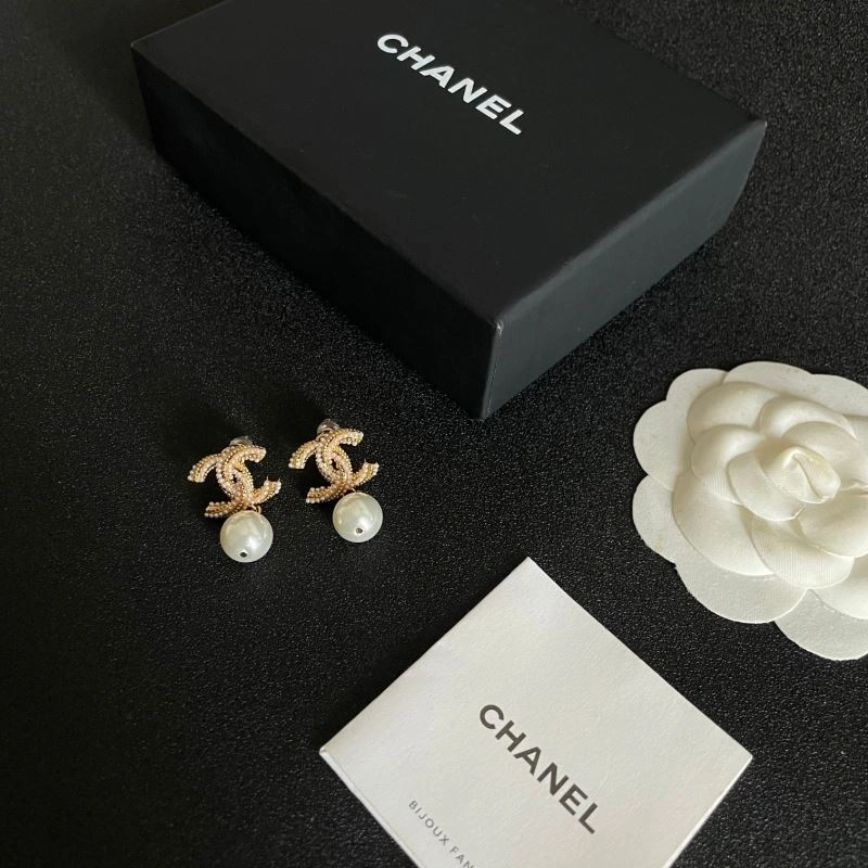 Chanel Earrings Neat 227676
