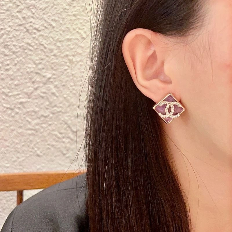 Sleek Chanel Earrings 227625