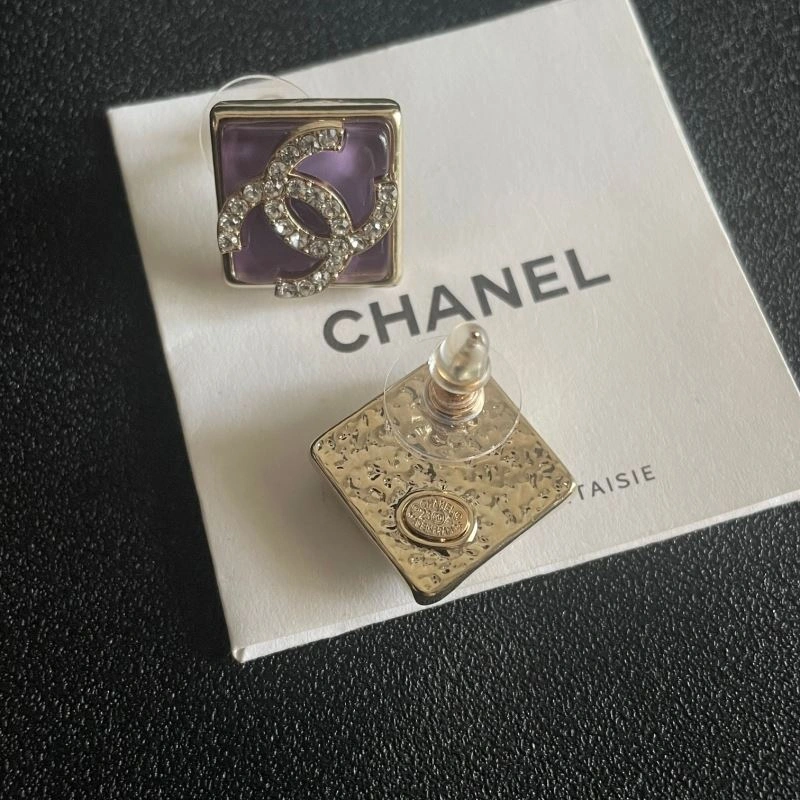 Sleek Chanel Earrings 227625