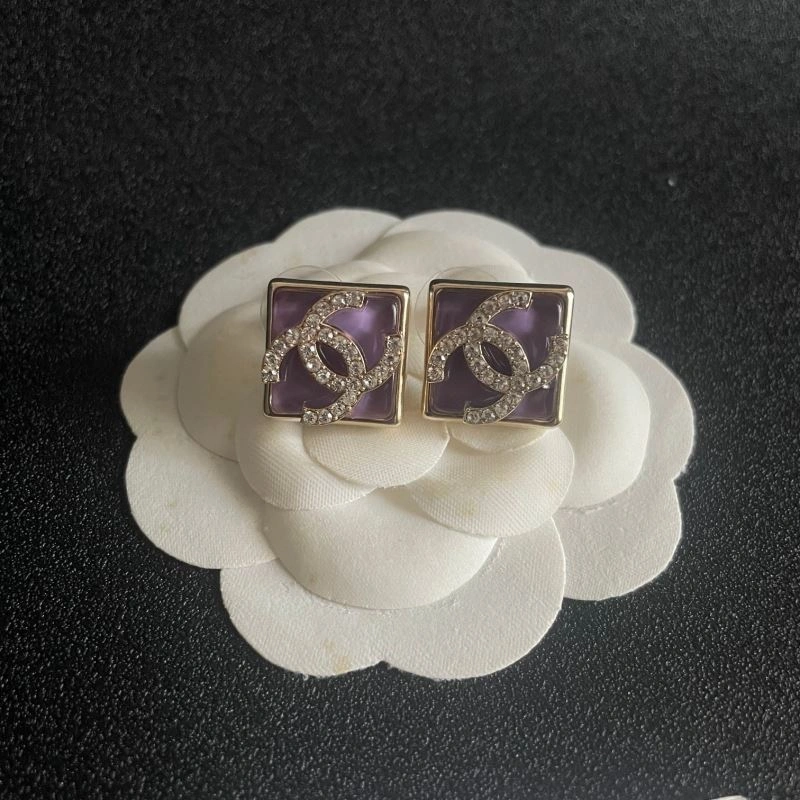 Sleek Chanel Earrings 227625