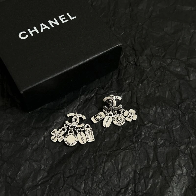 Chanel Earrings Trendsetting 227671