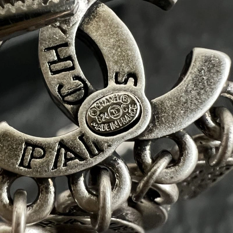 Chanel Earrings Trendsetting 227671