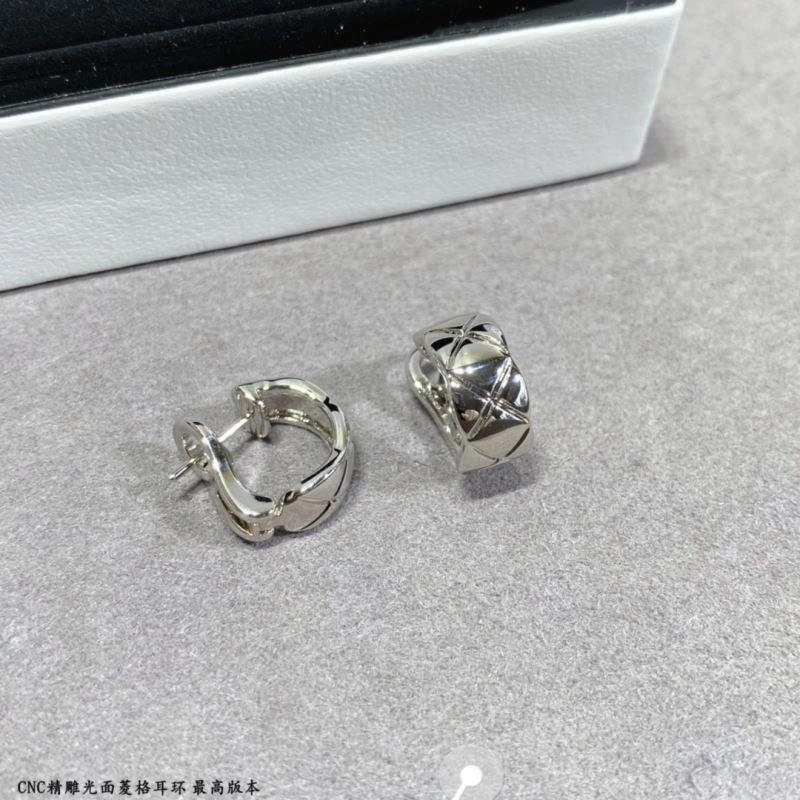 Chanel Earrings Classic 227620