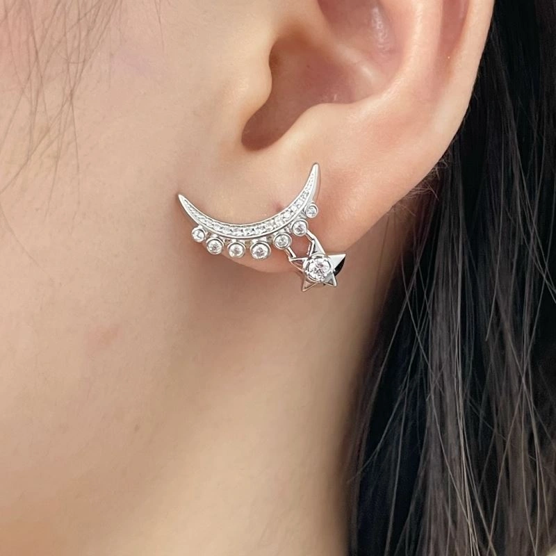 Sophisticated Chanel Earrings 227606