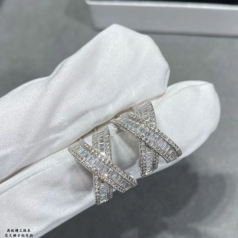 Chanel Earrings Fashionable 227657