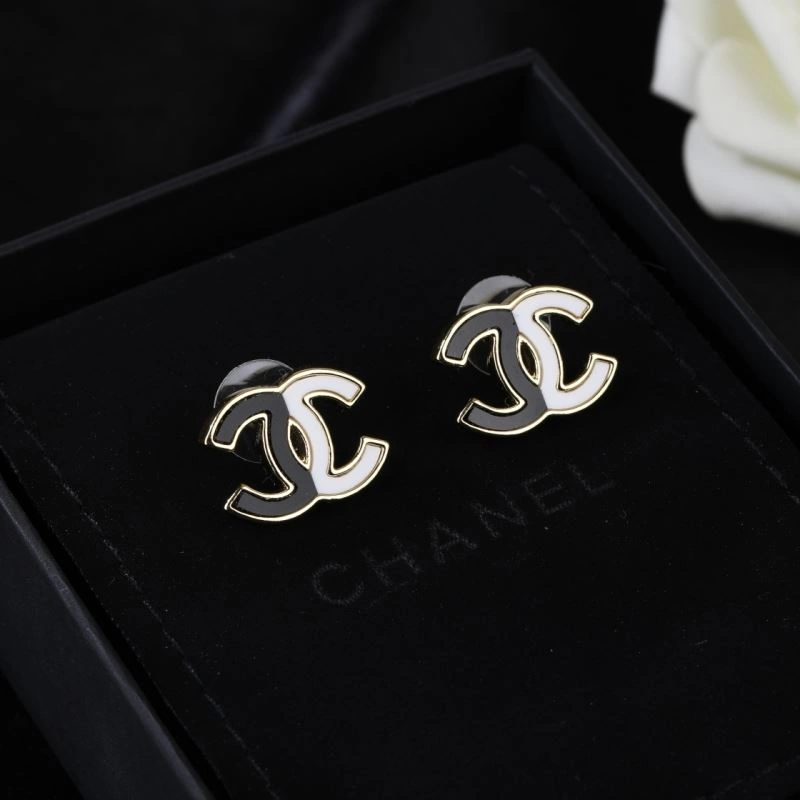 Refined Chanel Earrings 227592