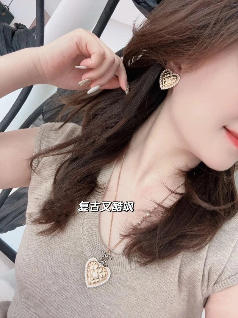 Chanel Earrings Trendy 227687