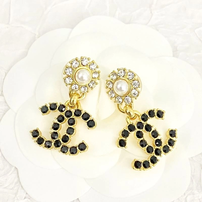 Chanel Earrings StreetReady 227609