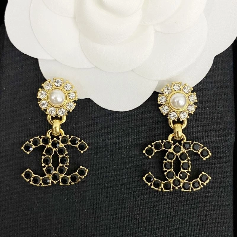 Chanel Earrings StreetReady 227609