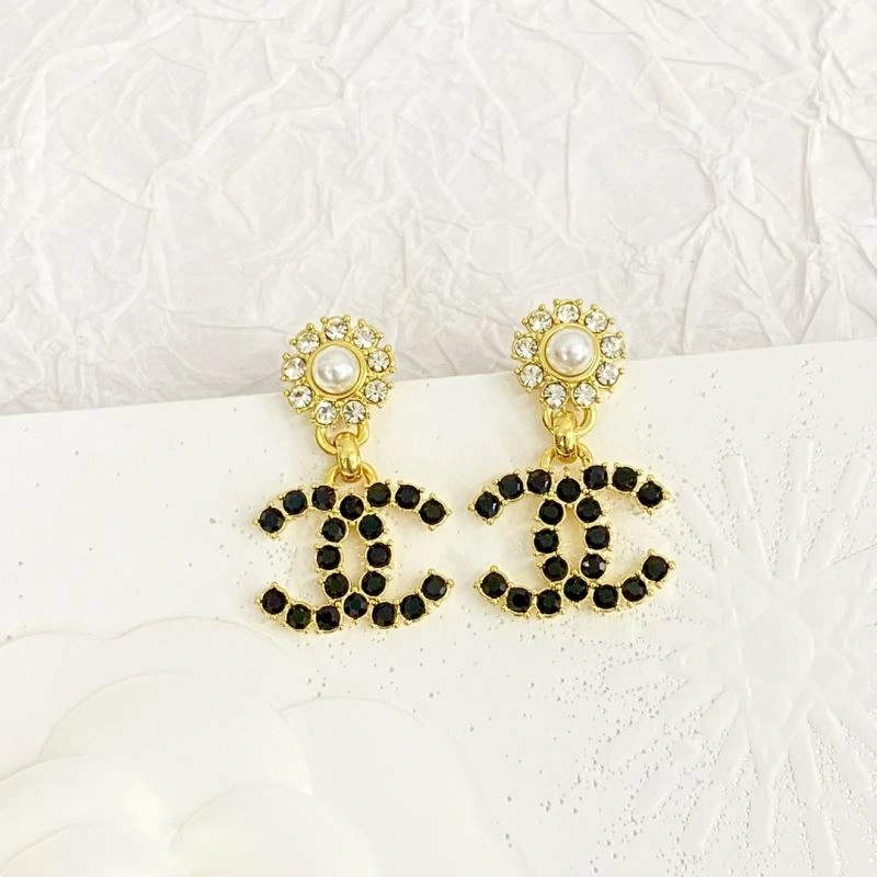 Chanel Earrings StreetReady 227609