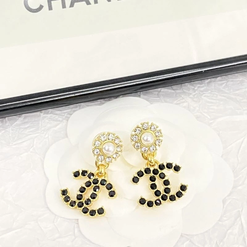 Chanel Earrings StreetReady 227609