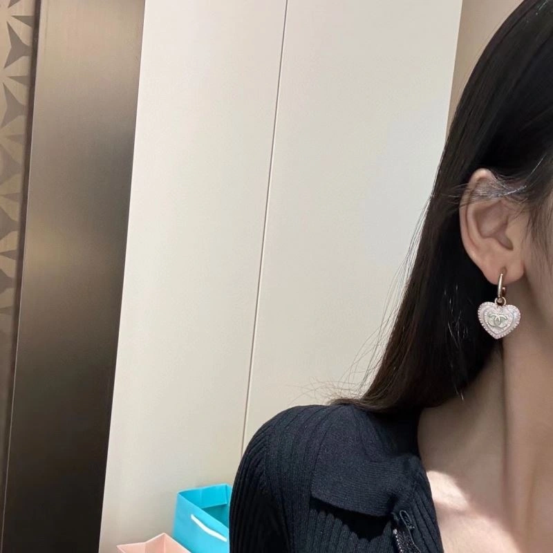 Chanel Earrings WaterResistant 227673