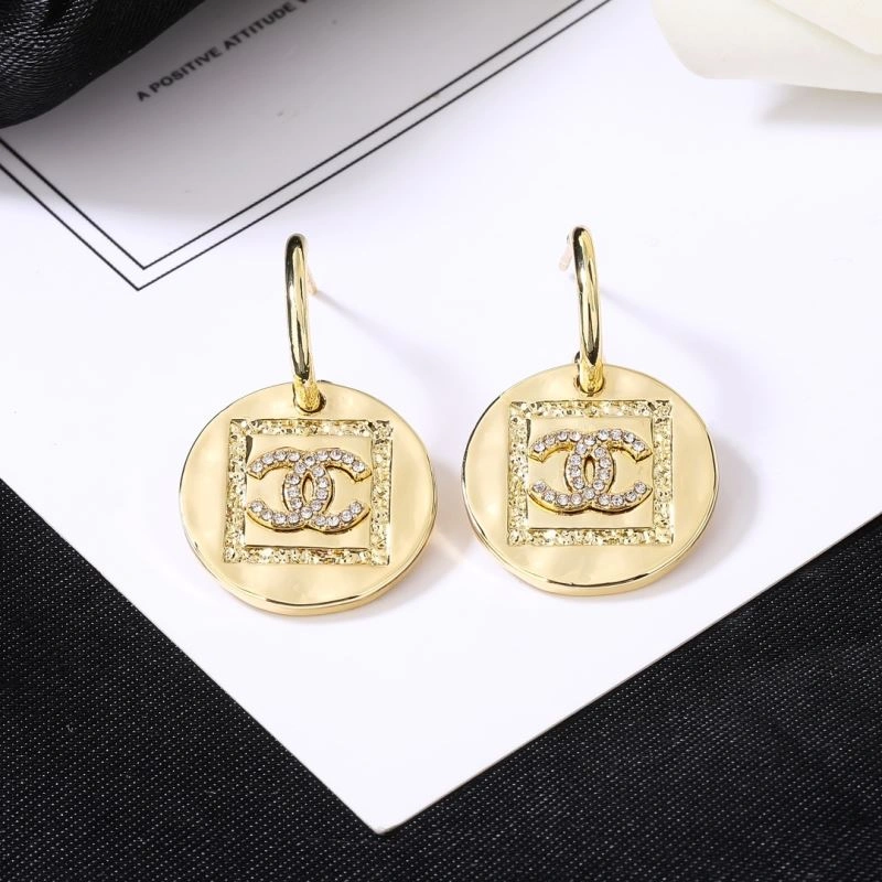 Chanel Earrings Trendsetting 227589