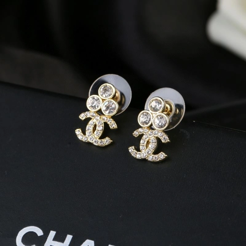 Compact Chanel Earrings 227577