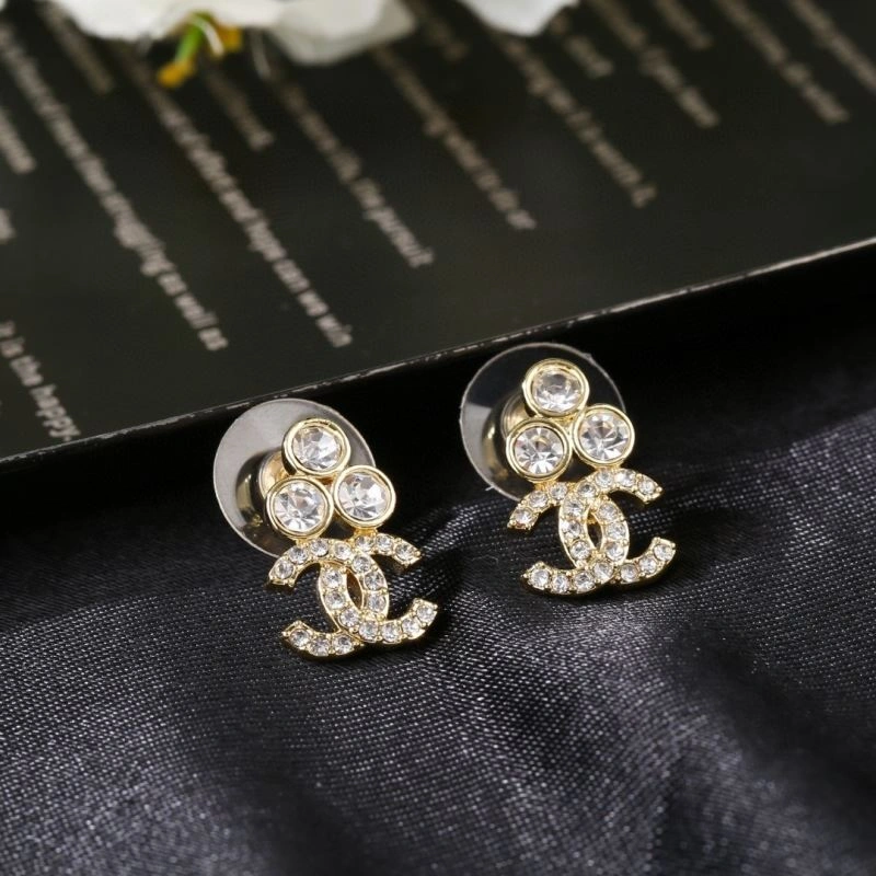 Compact Chanel Earrings 227577