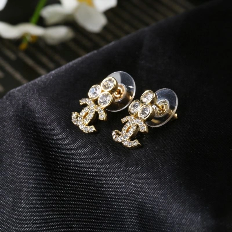 Compact Chanel Earrings 227577