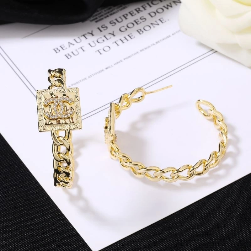 Stretchable Chanel Earrings 227574