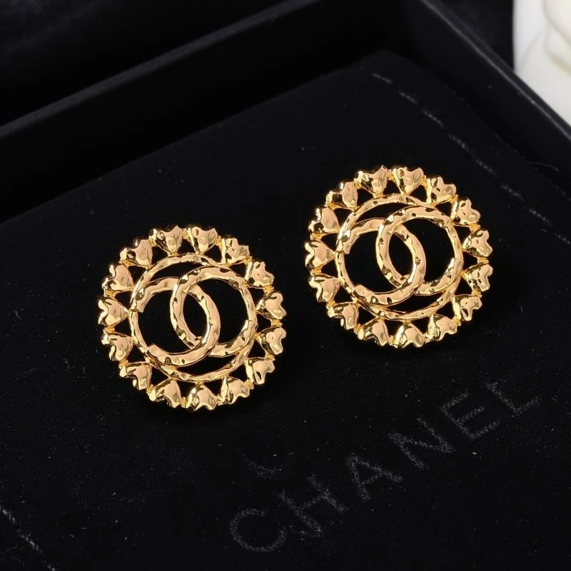 Minimalist Chanel Earrings 227640