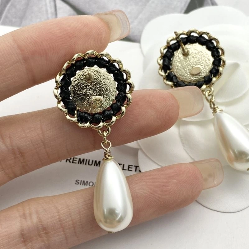 Affordable Chanel Earrings 227558