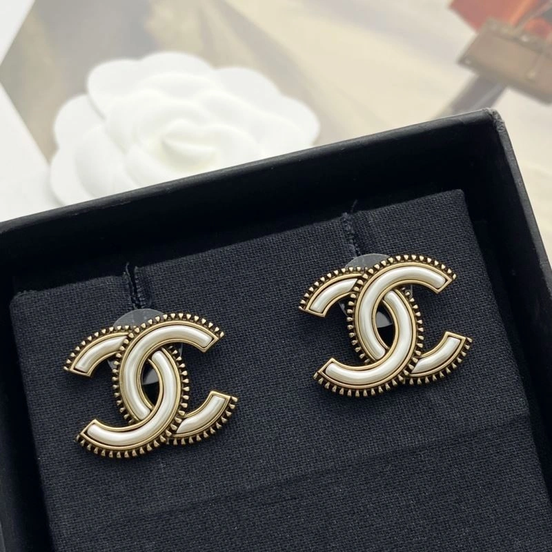 Chanel Earrings Vibrant 227598