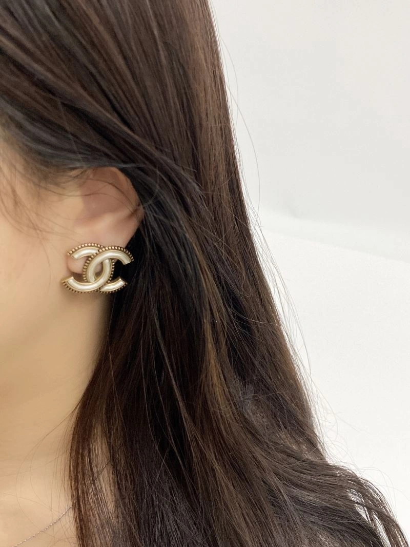 Chanel Earrings Vibrant 227598