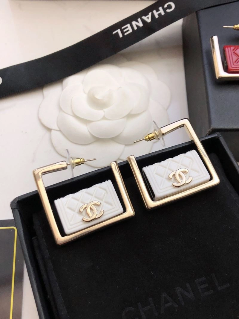 Chanel Earrings WellDesigned 227542
