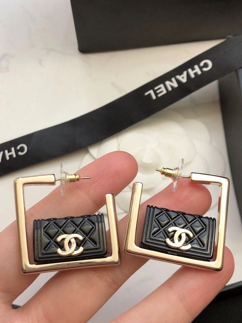 Chanel Earrings WellDesigned 227542