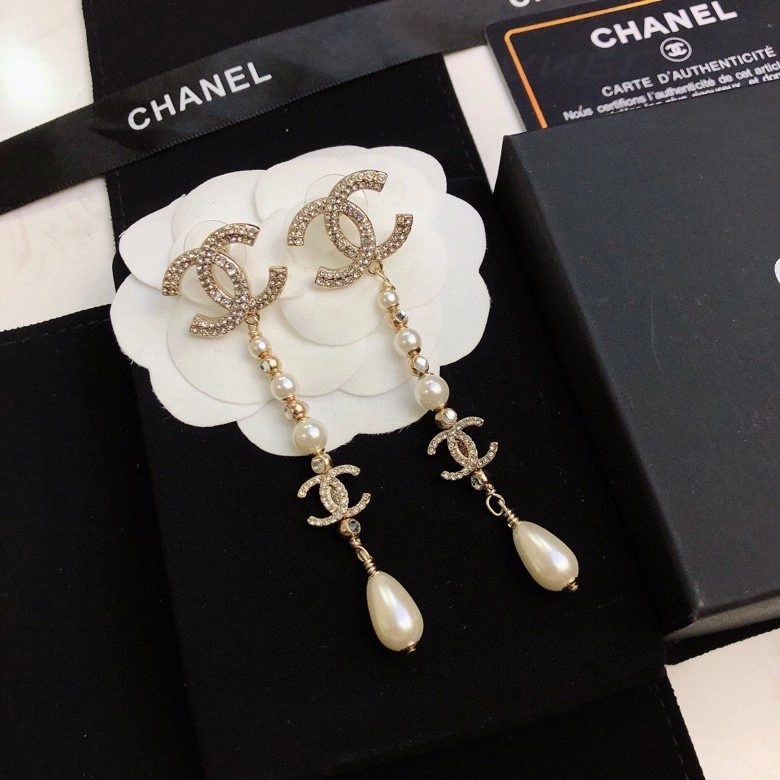 Chanel Earrings Affordable 227538
