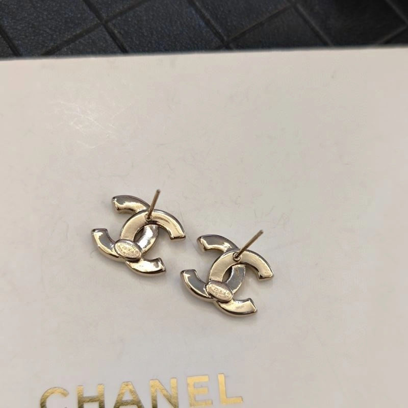 Chanel Earrings Unisex 227543