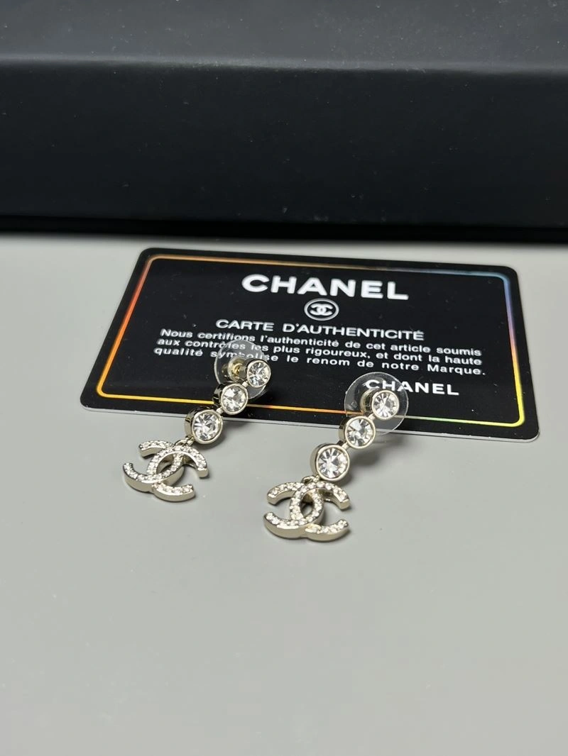 Chanel Earrings Stylish 227610