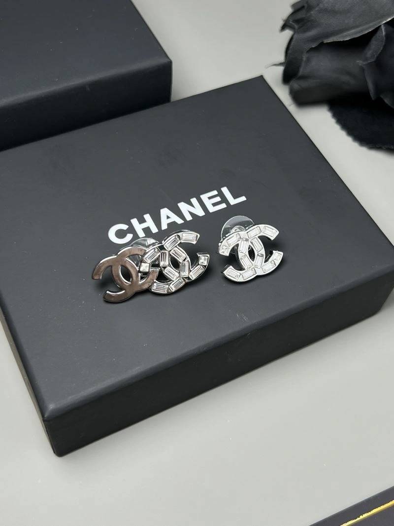Seasonal Chanel Earrings 227547