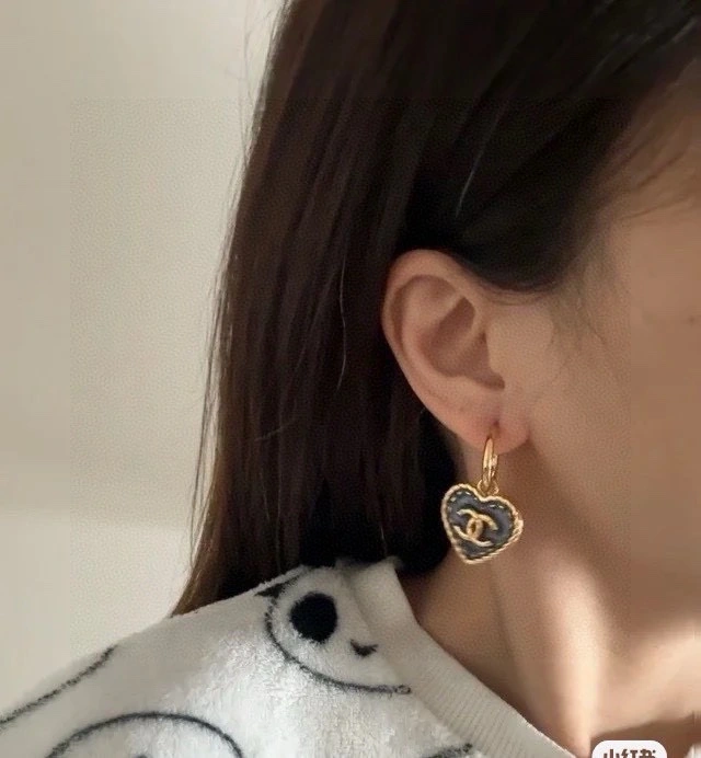 Chanel Earrings Casual 227540