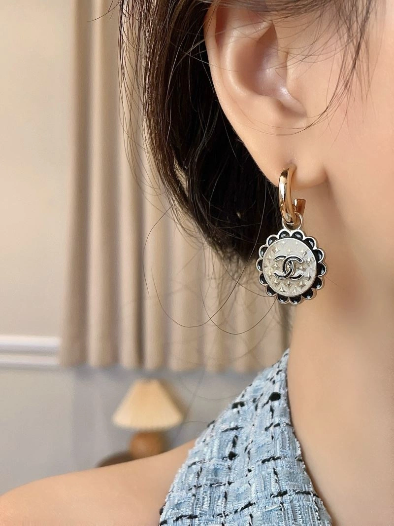 Practical Chanel Earrings 227581