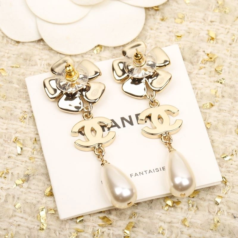 Chanel Earrings Lightweight 227501